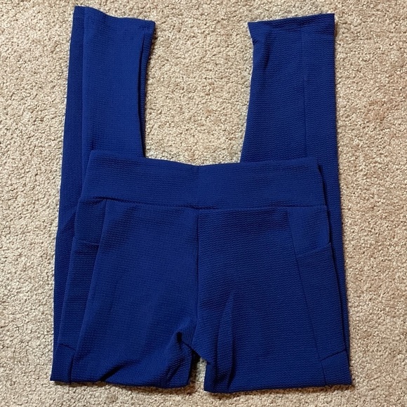 Mountain Mamas Flawless Textured Leggings, NWT, see measurements - Picture 3 of 8